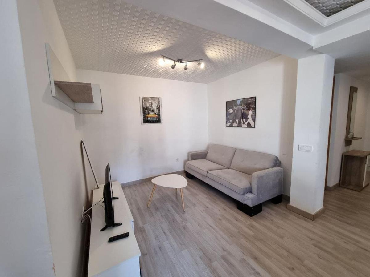 103a Moderno 2 * Gijón